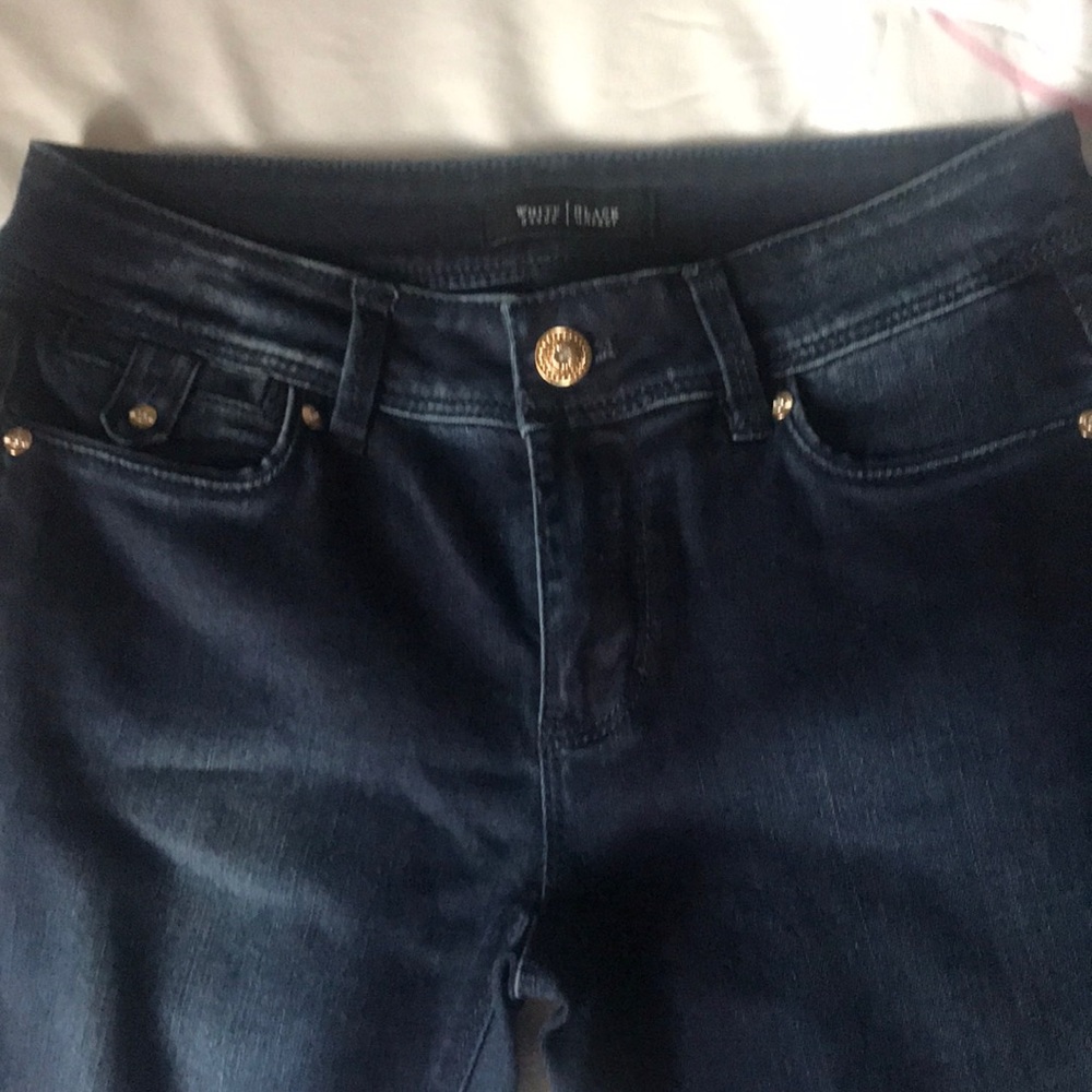 Jeans - Picture 2 of 3